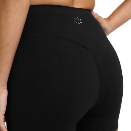 Beyond Yoga glowzone 4" Biker Shorts - Women's 4