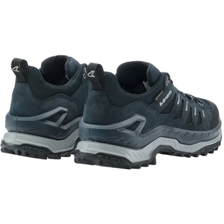 Lowa Innovo GTX Lo Hiking Shoes - Men's 4