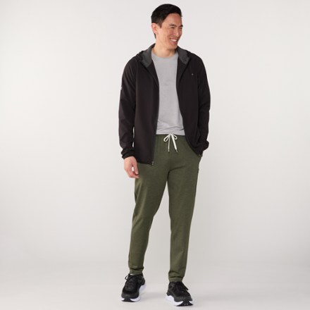 Vuori Sunday Perform Track Pants 2.0 - Men's 3