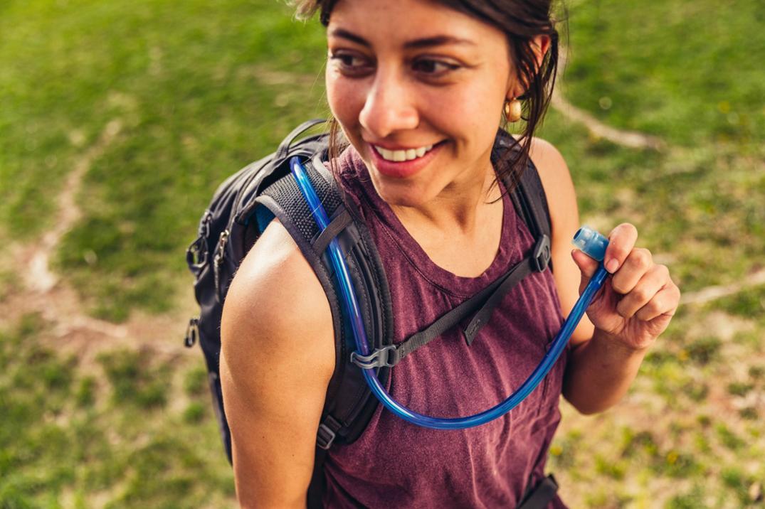 Location Image for Swift 16 H2O Hydration Pack - Closeout - Women's