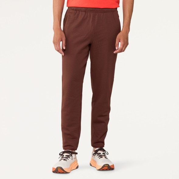 Model info: Height: 6'2" | Waist: 32" | Inseam: 33" | Wearing size: M
