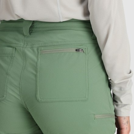 Outdoor Research Ferrosi Capri Pants - Women's 6