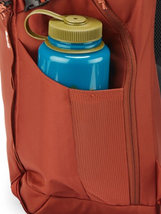 REI Co-op Ruckpack 30 Pack Bottle pocket (water bottle not included)
