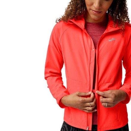 Brooks Canopy Jacket - Women's 2
