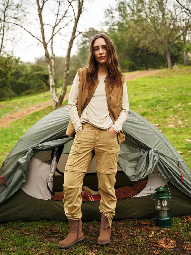 Location Image for Uppsala Shearling Zippered Boots - Women's