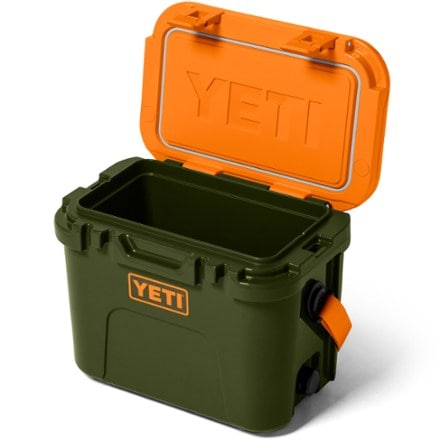 YETI Roadie 15 Hard Cooler 3