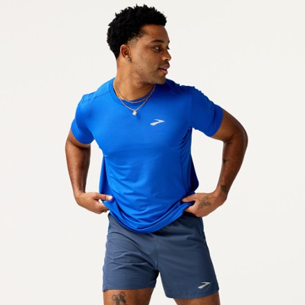 Brooks Atmosphere Shirt 3.0 - Men's 2