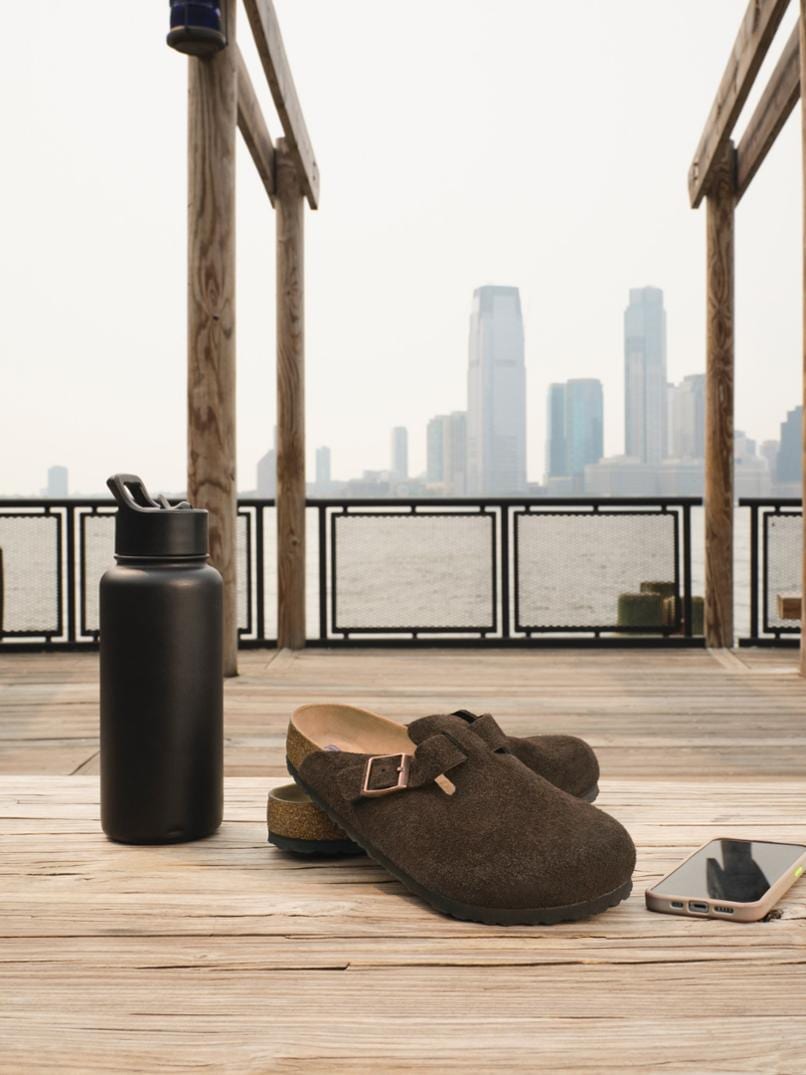 Location Image for Boston Soft Footbed Clogs - Women's