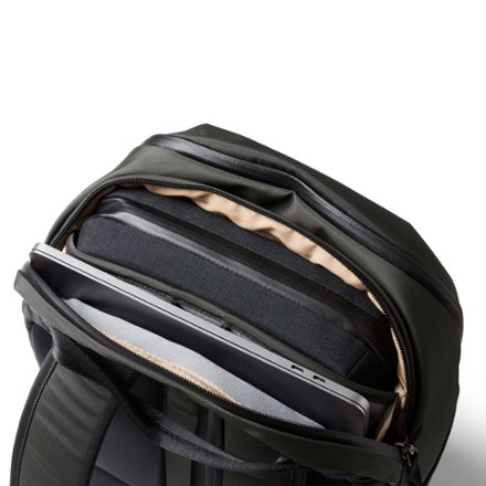 Bellroy Transit Workpack 20 L 4