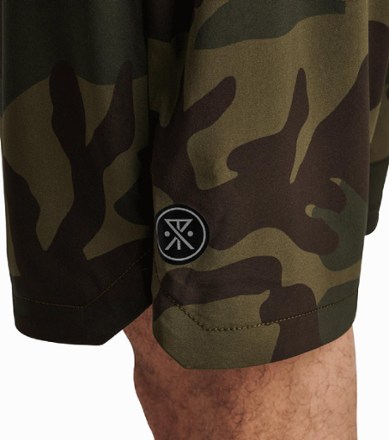 Roark Serrano 2.0 Shorts 8" - Men's 8