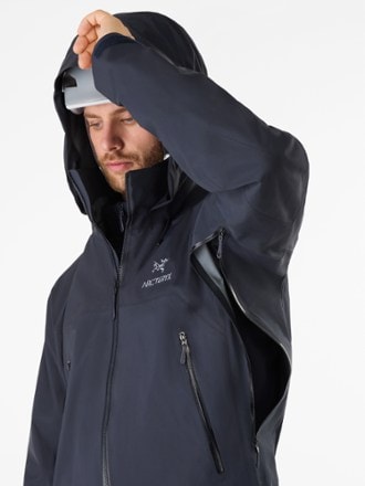Arc'teryx Beta AR Jacket - Men's 5