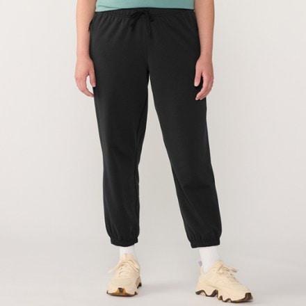 REI Co-op Active Pursuits Midweight Joggers 2