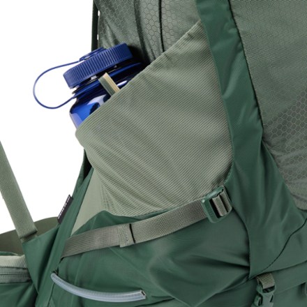 Osprey Stratos 34 Pack - Men's Water bottle pocket (water bottle not included)