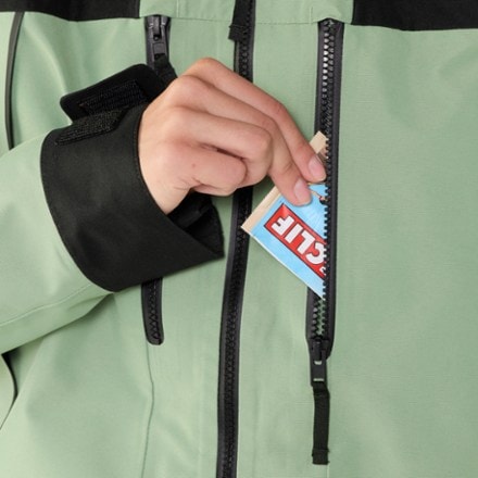 The North Face GTX Hex Jacket - Women's 8