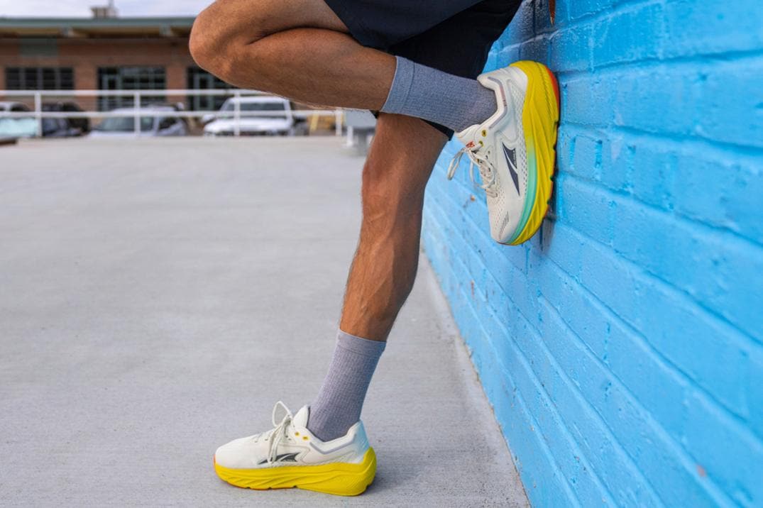 Location Image for Via Olympus Road-Running Shoes - Men's