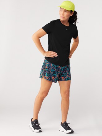 Nike One Classic T-Shirt - Women's 3