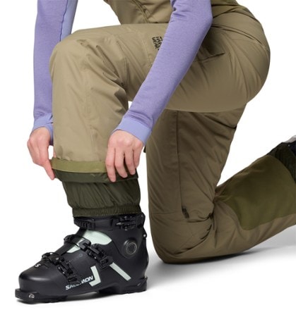 Mountain Hardwear Firefall Bib Snow Pants - Women's 9
