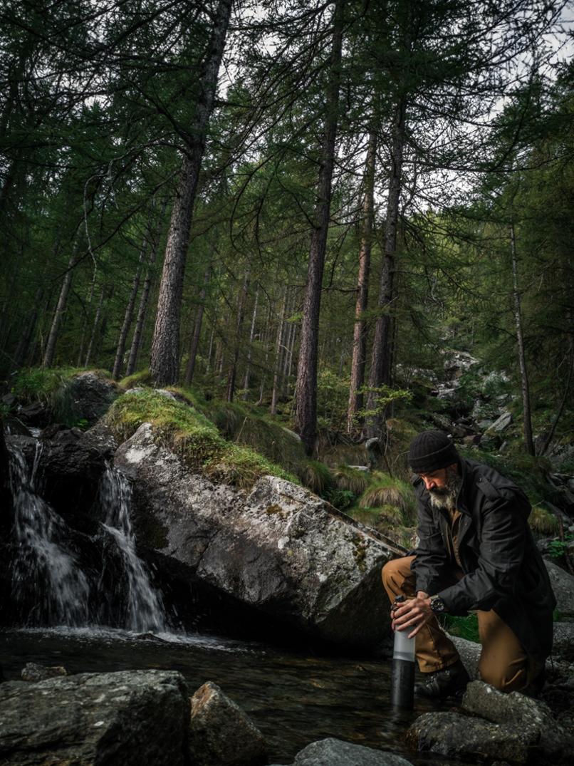 Location Image for GeoPress Water Filter and Purifier Bottle - 24 fl. oz. - Generation 1 - Discontinued