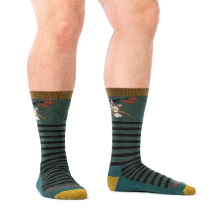 Darn Tough Wild Life Crew Lightweight Lifestyle Socks - Men's 2