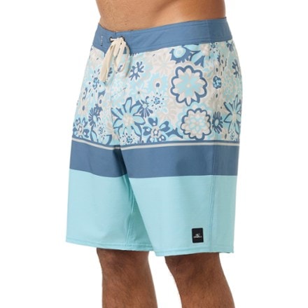 O'Neill Hyperfreak Heat Block 19" Board Shorts - Men's 2