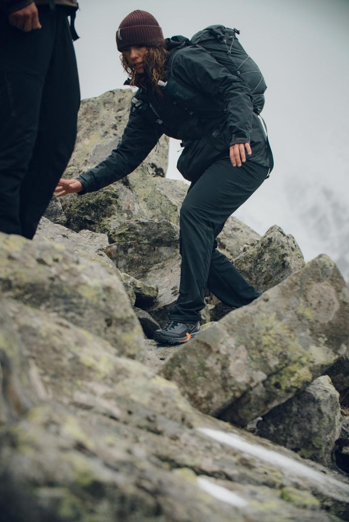 Location Image for X Ultra Alpine Low GORE-TEX Hiking Shoes - Women's