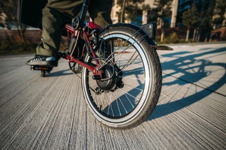 Location Image for C Line Electric 4-Speed Mid Handlebar Bike with Rack