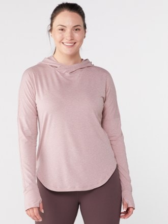 T shirt with hood womens online