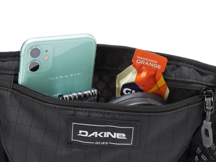 DAKINE Hot Laps Stealth Bike Waist Pack 2