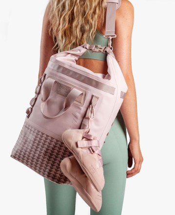 So iLL 25L Dirt Bag - Dirty Pink 3