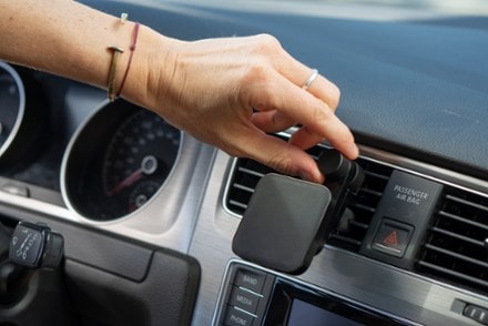 Peak Design Car Vent Mount - Non-Charging 6