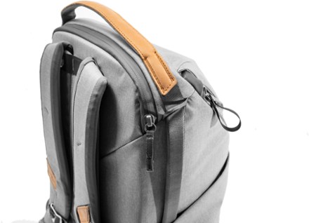 rei camera backpack