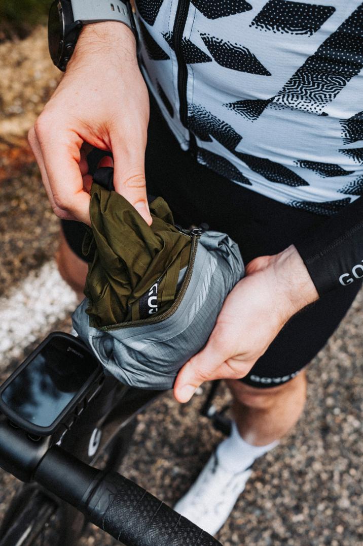 Location Image for Spinshift GORE-TEX Cycling Jacket - Men's