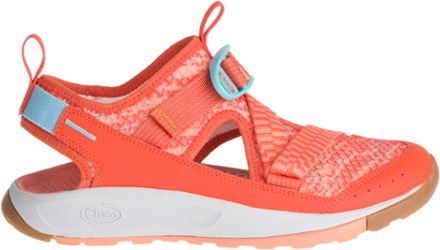 water sneaker womens chaco sandals