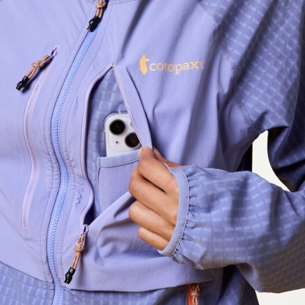 Cotopaxi Yermo Hooded Jacket - Women's 5