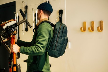 Location Image for Global Pro 24 L Pack