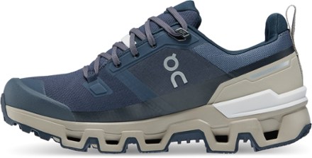 cloudwander waterproof hiking shoe