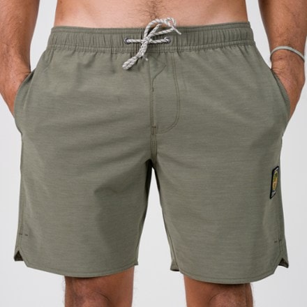 VISSLA Solid Sets Volley Board Shorts - Men's 0