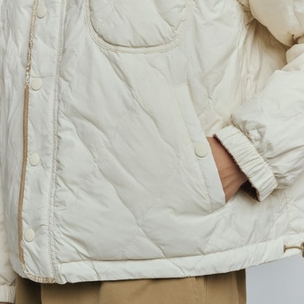 THE GREAT. OUTDOORS Reversible Ultra Light Puffer Jacket - Women's 8