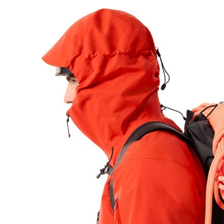 Arc'teryx Alpha SV Jacket - Men's 7