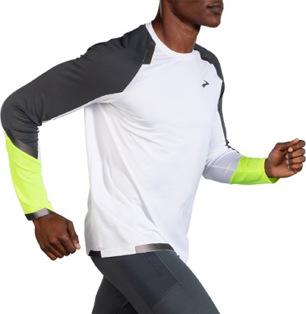 Brooks Run Visible Long-Sleeve Shirt - Men's 3