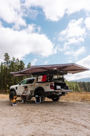 Yakima OverNOut 270 XL Awning - RH 8