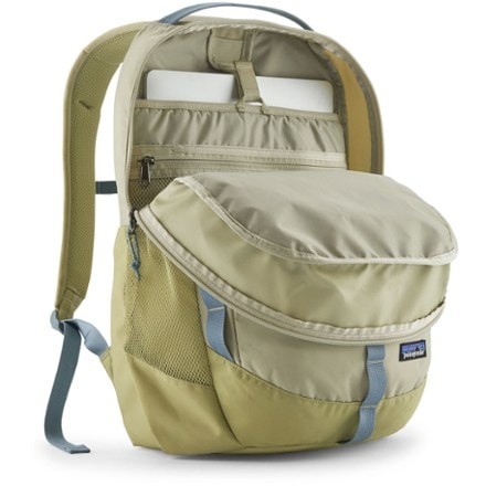 Patagonia Refugio 26L Pack 3