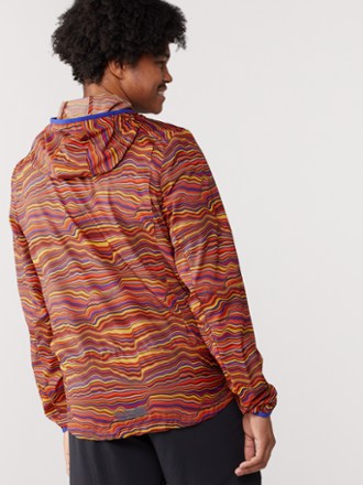Janji x La Sportiva Zephyrunner Wind Shell - Men's 3