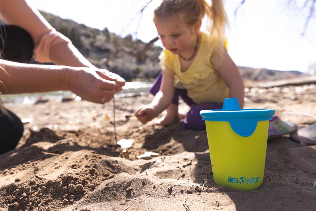 Location Image for Kid Straw-Lid Cup - 10 fl. oz.