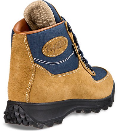 vasque skywalk gtx hiking boot