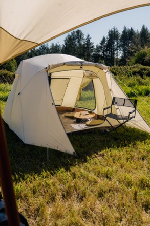 Location Image of color Ivory