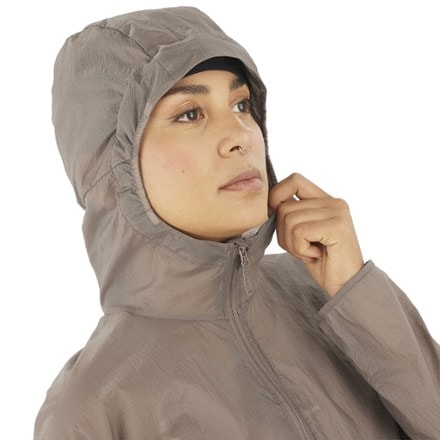Salomon Sense Aero Wind Jacket - Women's 4
