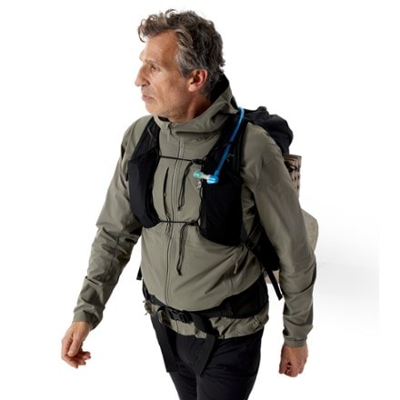 Arc'teryx Gamma Hoody - Men's 7