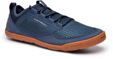 Big and on sale tall water shoes
