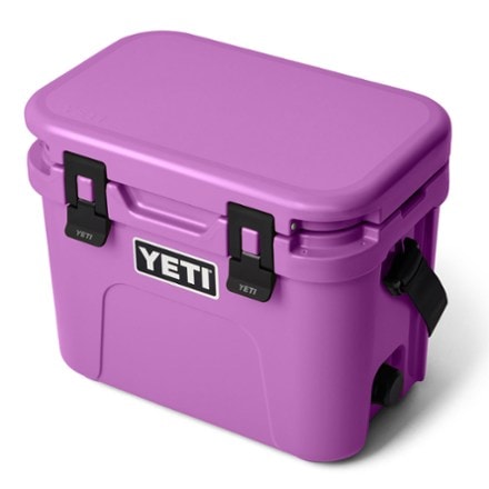YETI Roadie 15 Cooler 2